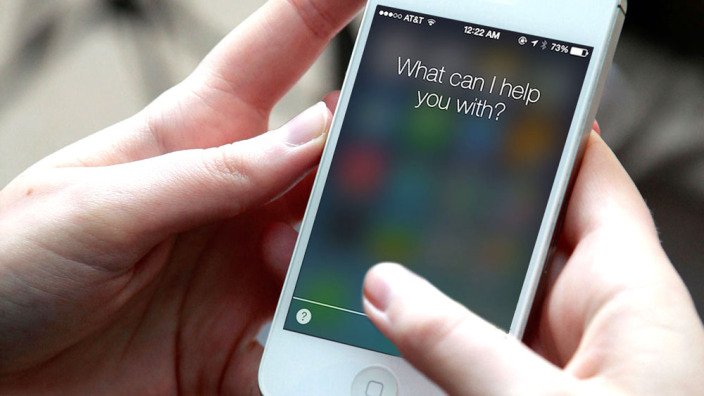 Send an email with Siri