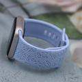 Apple Watch Series 11/10/9/8/SE 3/SE (2022)/7/SE/6/5/4/3/2/1 Floral Engraved Silicone Strap - 42mm/41mm/40mm/38mm - Lilac