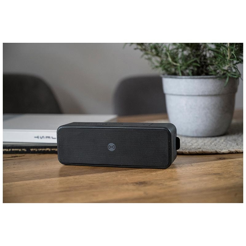 10 BS-850 Waterproof Bluetooth Speaker