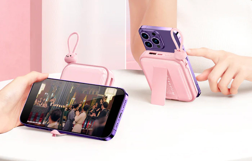 Joyroom JR-L009 Cutie Power Bank 10000mAh w. USB-C & Lightning Cables - 12W - Pink